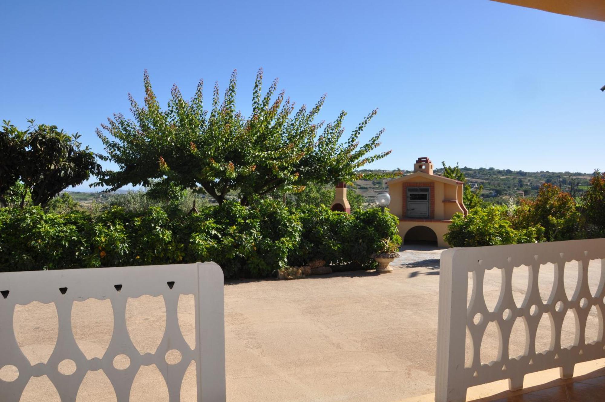 B&B La Terrazza Degli Scrittori Racalmuto Exterior photo